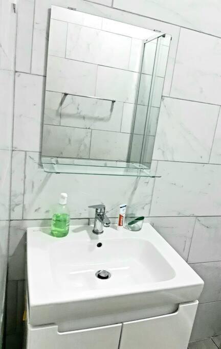 Apartment And Free Parking Place Vitry-sur-Seine Esterno foto